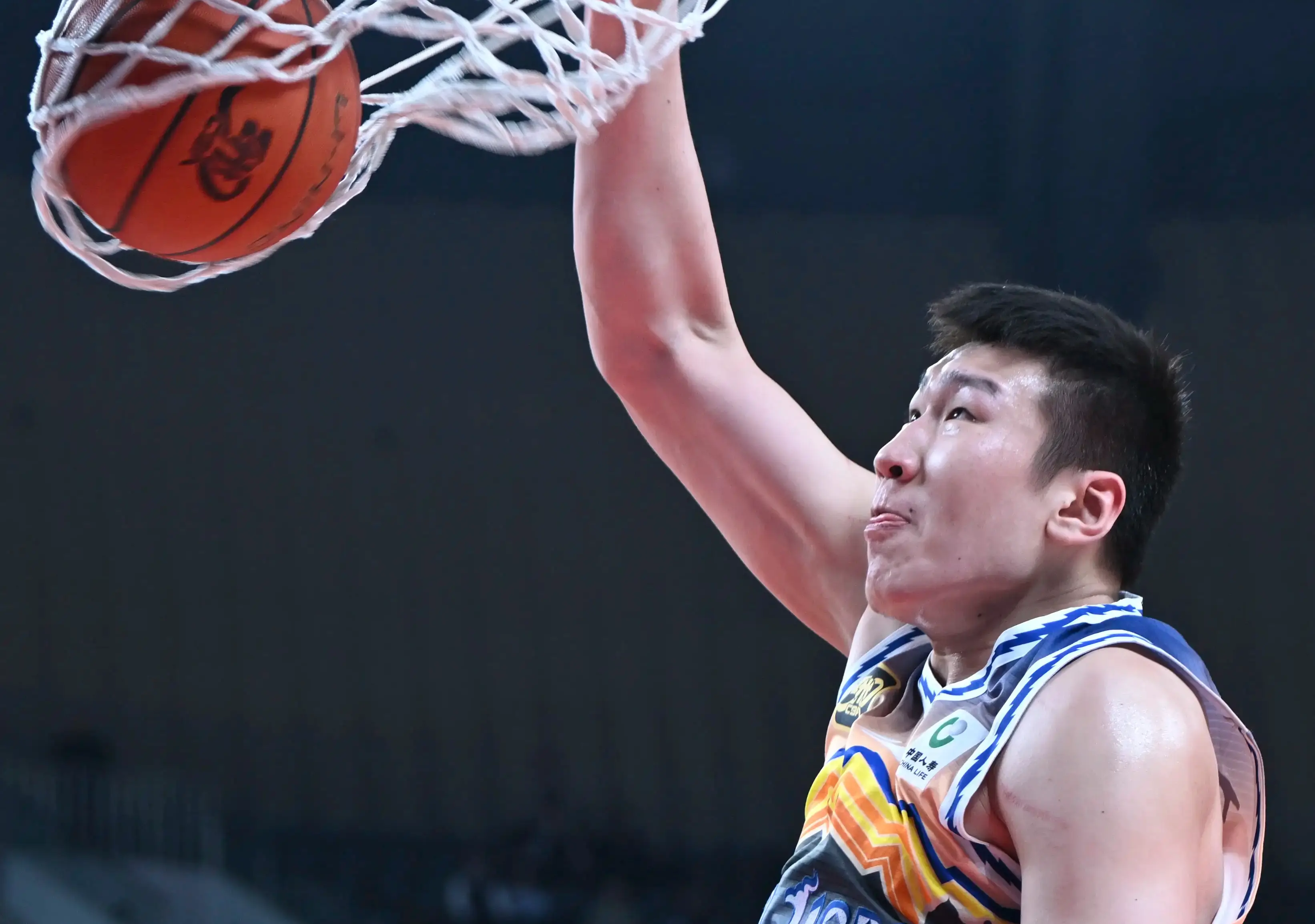 九游-布鲁克林篮网迎CBA季后赛关键赛，清晨远射贴柱，话题不断，数据趋势出现新变化的简单介绍-九游